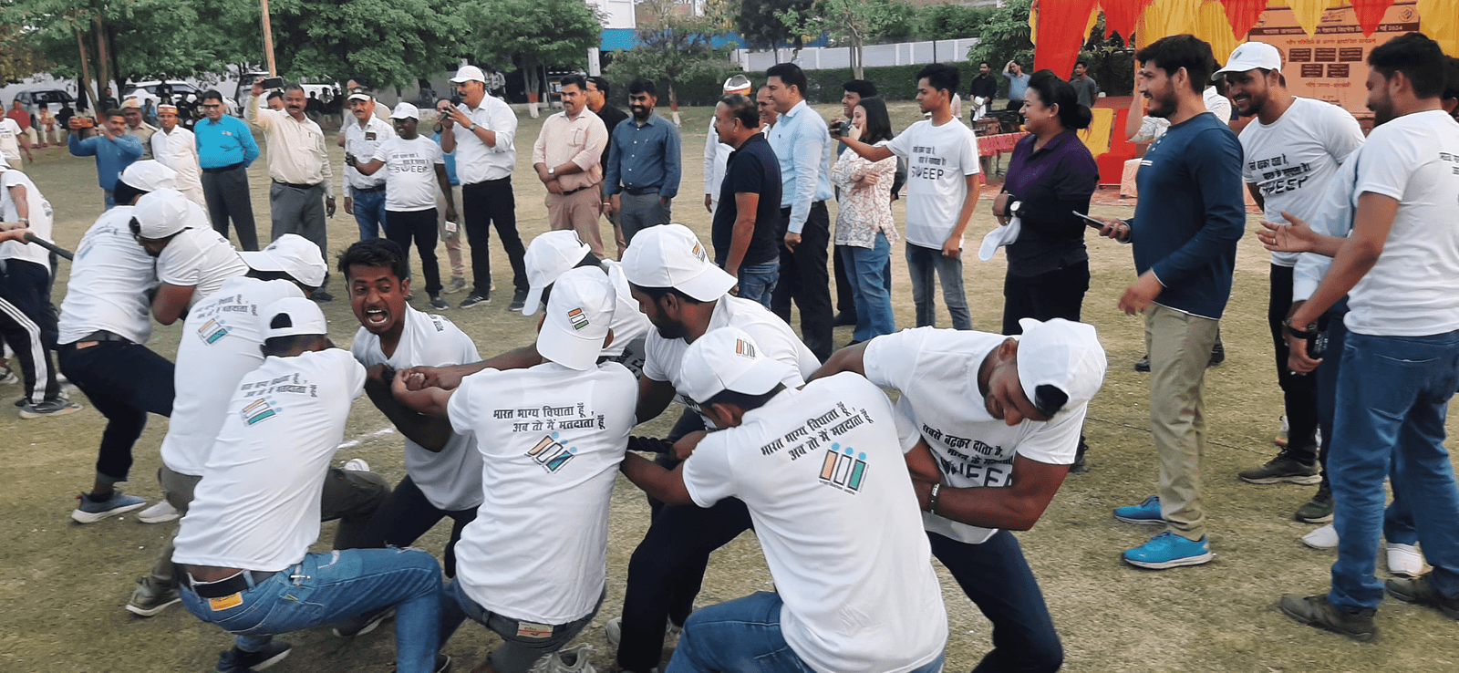 Barabanki News : नेशनल फिटनेस डे पर आयोजित हुआ मतदाता जागरूकता कार्यक्रम